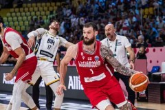 42分天神下凡！东契奇一边擦汗一边说最狠的话：别慌，赢的是我们